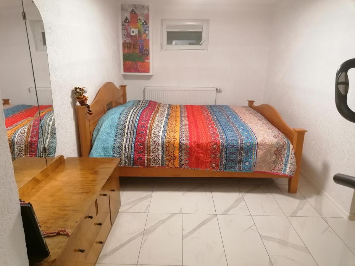 Schoene Einliegerwohnung In Hechingen Buitenkant foto