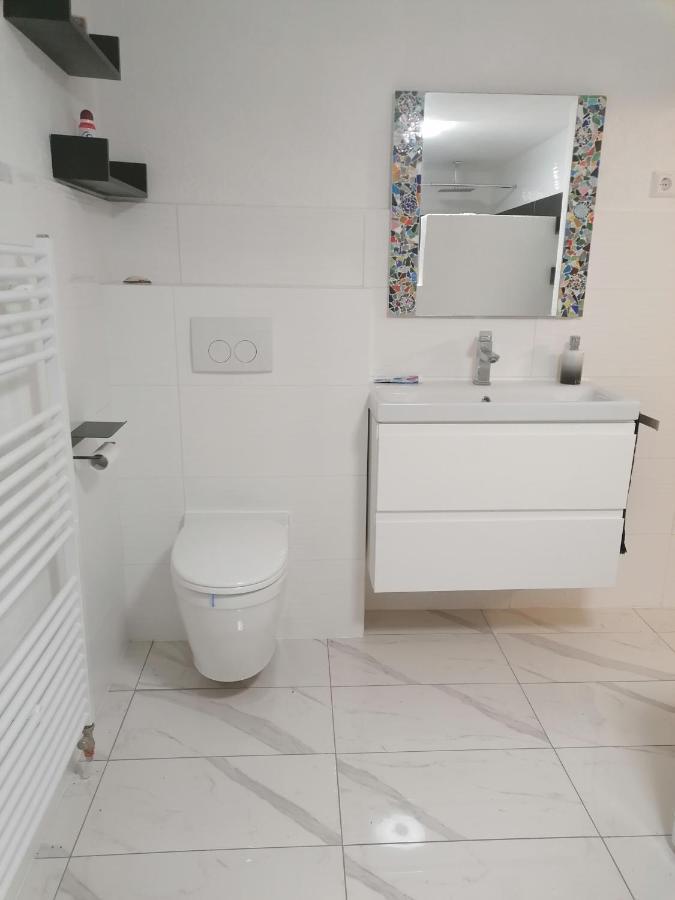 Schoene Einliegerwohnung In Hechingen Buitenkant foto